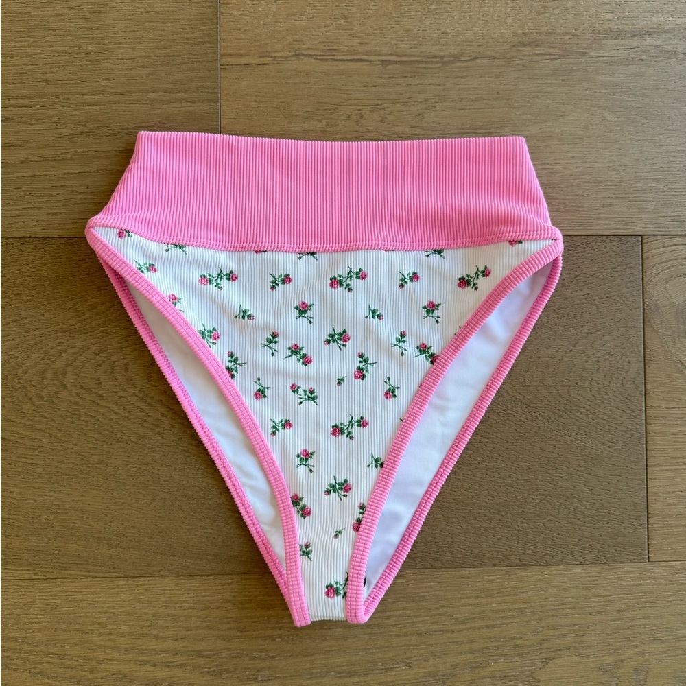 Beach Riot Emmy Bottom in Peony Blossom Colorblock